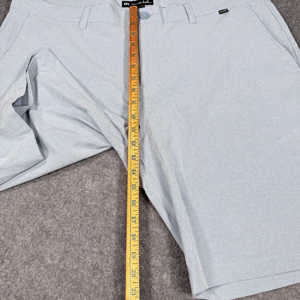 TravisMathew Mens Golf Shorts Light Blue Heathered Size 42 Performance Stretch